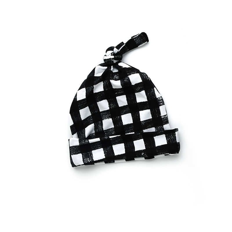 Parker Newborn KNOT HAT - Gigi and Max