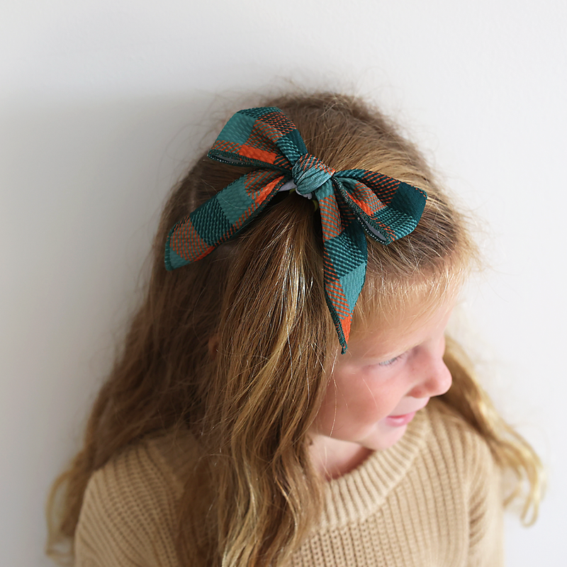 Colby CLIP BOW - Gigi and Max