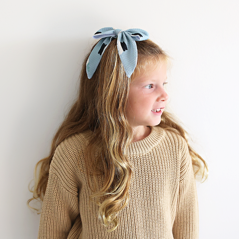 Jack Snowman CLIP BOW - Gigi and Max