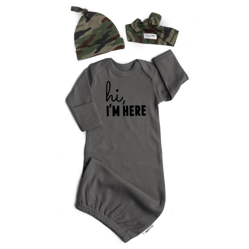 Gray Gown - Black hi, I'm here Gender Neutral - Gigi and Max